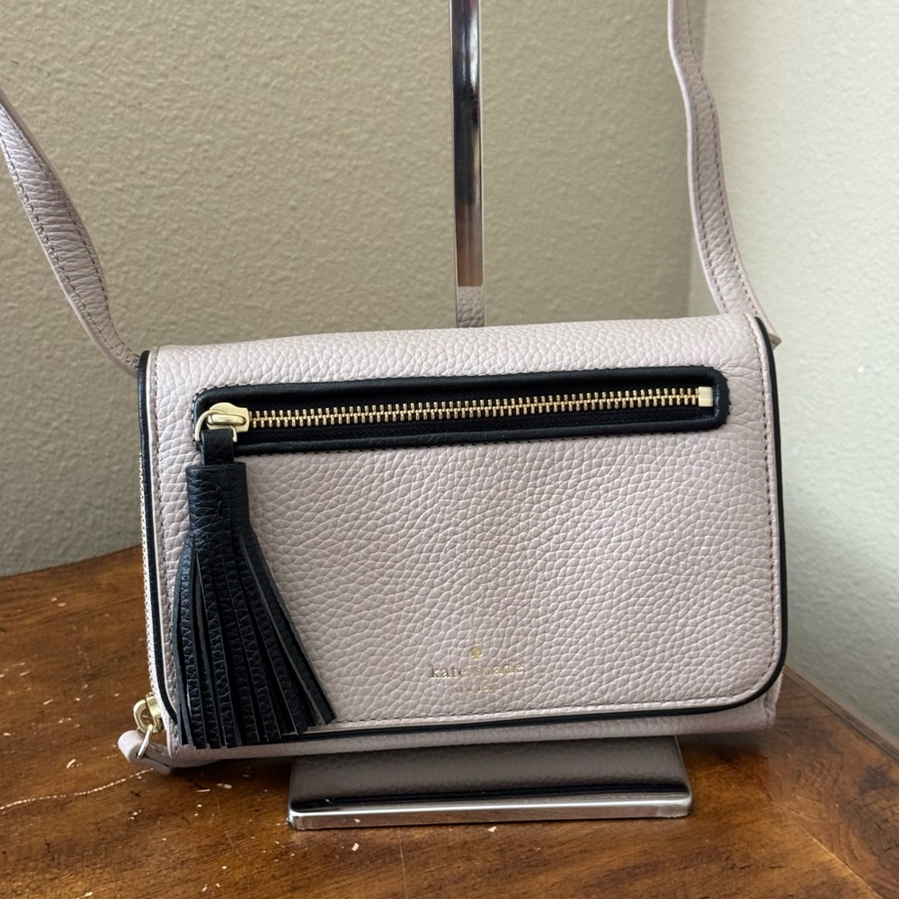 KATE SPADE NEW YORK Chester Street Avié Almond Pebble Leather Crossbody Bag